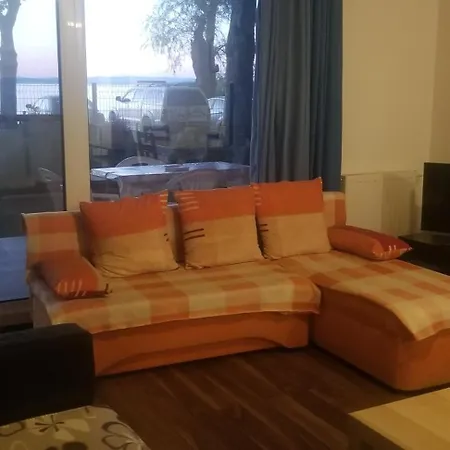 Kek Laguna Apartment *